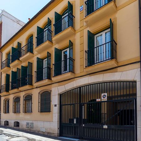 Apartment & Pool In Malaga City Center Экстерьер фото