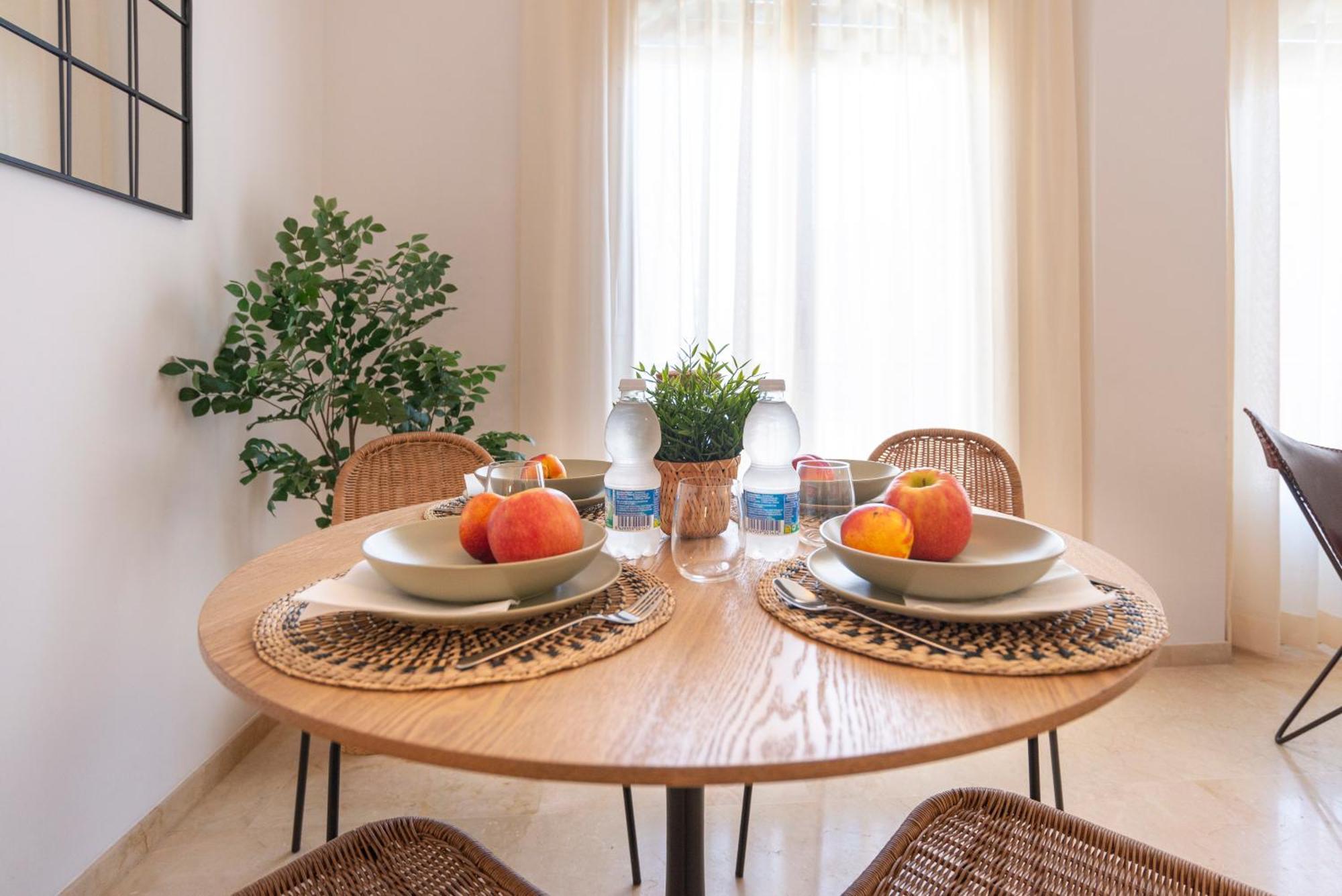 Apartment & Pool In Malaga City Center Экстерьер фото