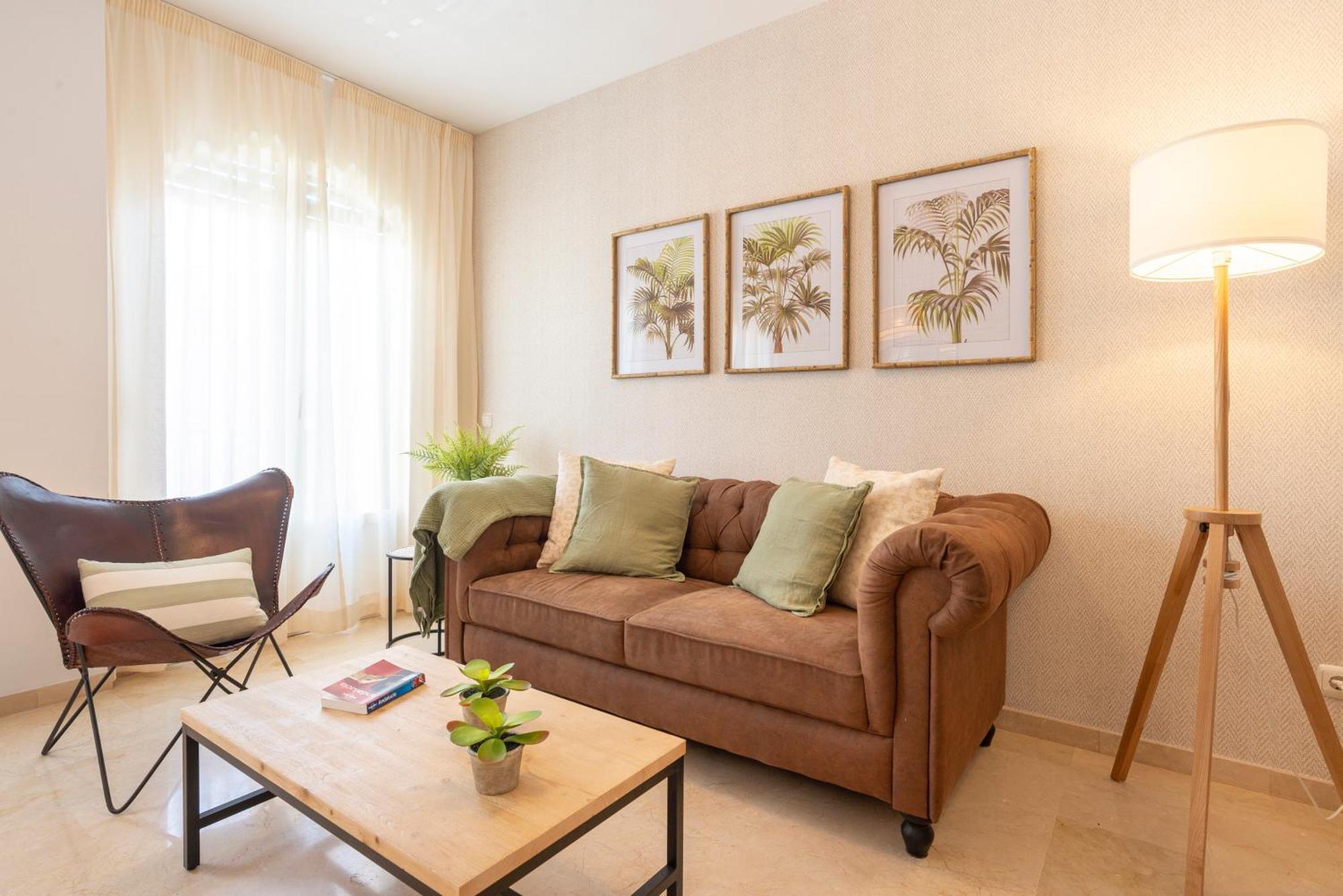 Apartment & Pool In Malaga City Center Экстерьер фото