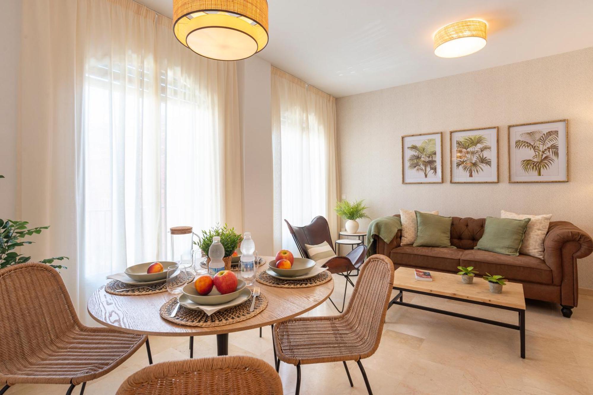 Apartment & Pool In Malaga City Center Экстерьер фото